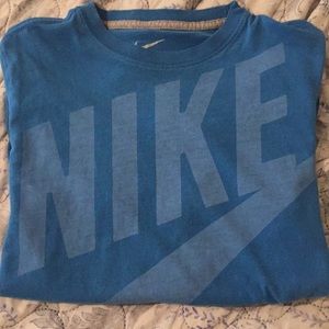 Nike t-shirt